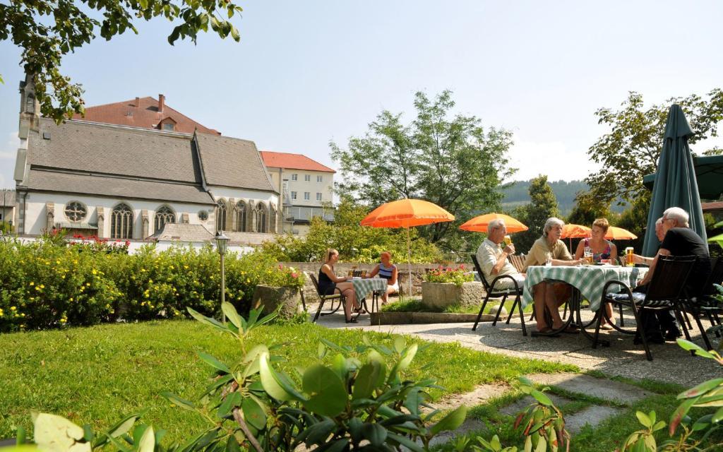 Hotel Zum Goldenen Hirschen Freistadt Exterior photo
