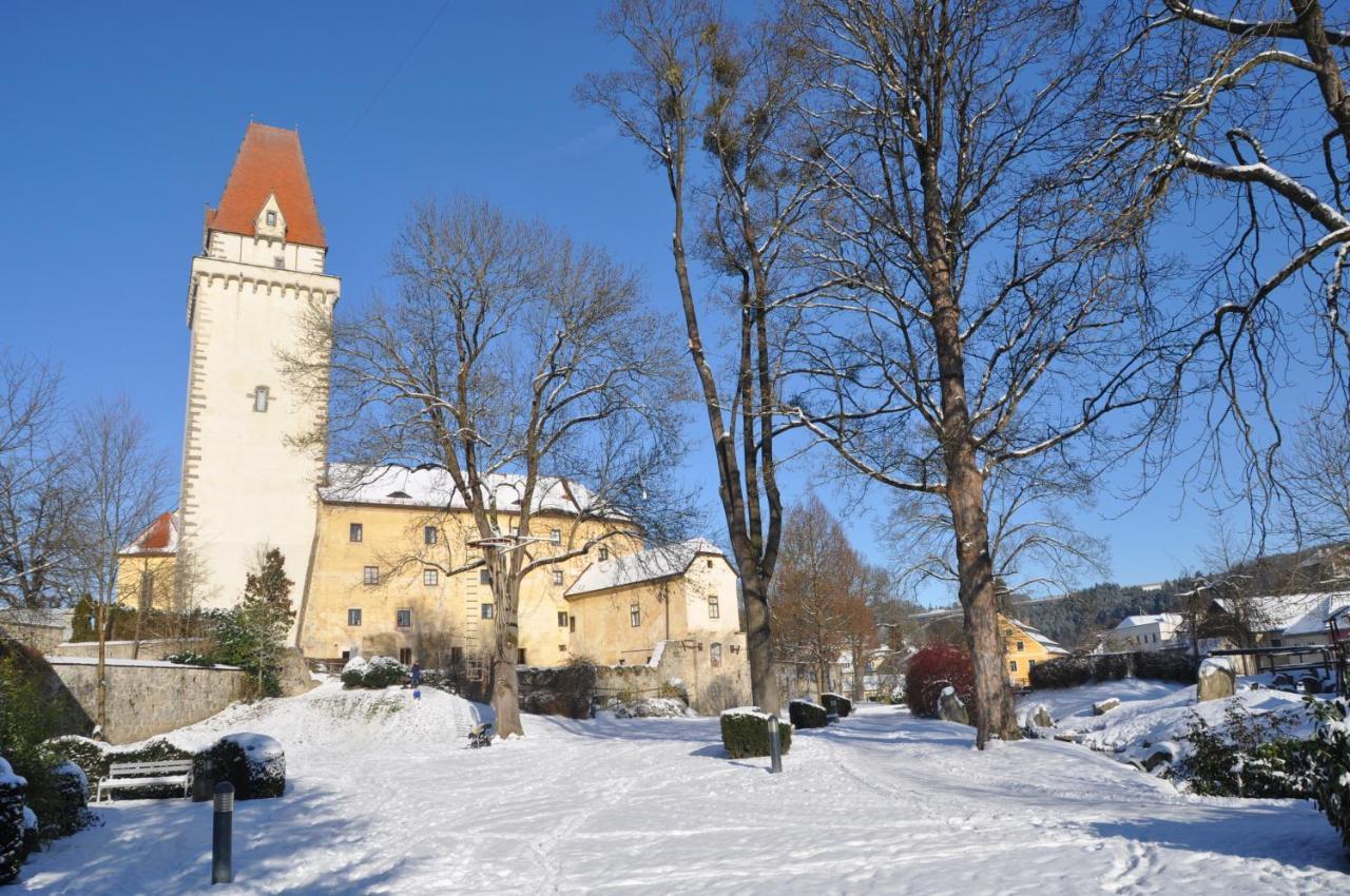 Hotel Zum Goldenen Hirschen Freistadt Exterior photo